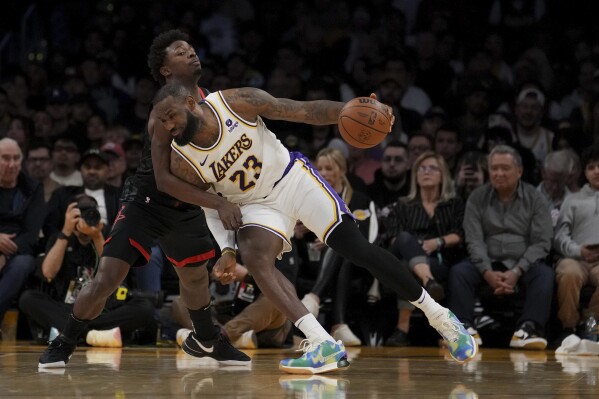 Lakers top rockets game